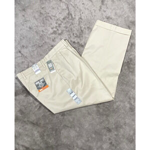NWT Dockers Pleated Classic Cuffed Fit D3 Iron Free Pants Stretch Khaki Tan Bone